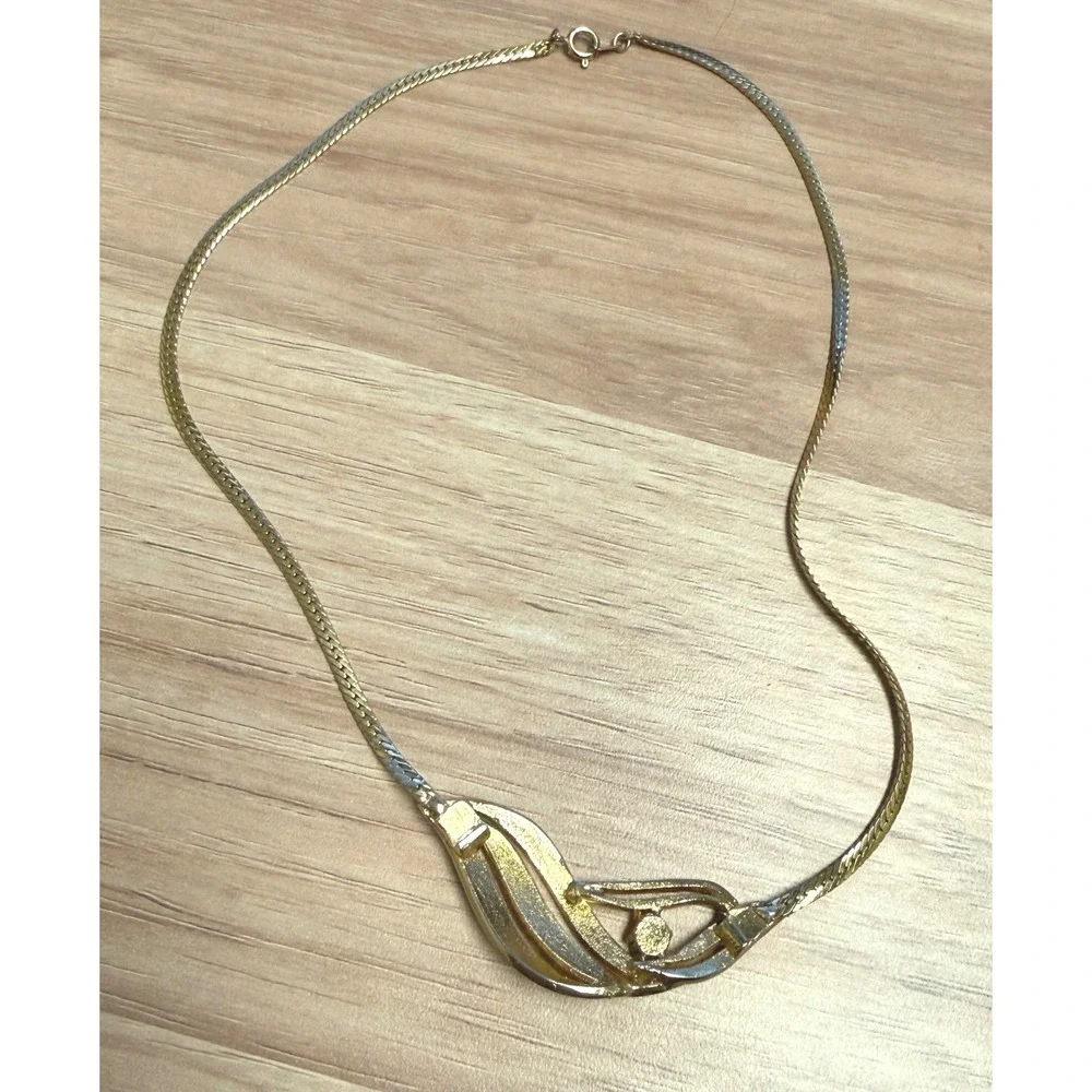Gold Tone Curved‎ Wave Necklace Clear Rhinestone Vintage Inspired